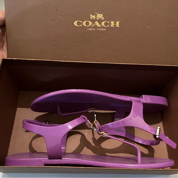 Coach jelly sandals | size 6 - Picture 7 of 7
